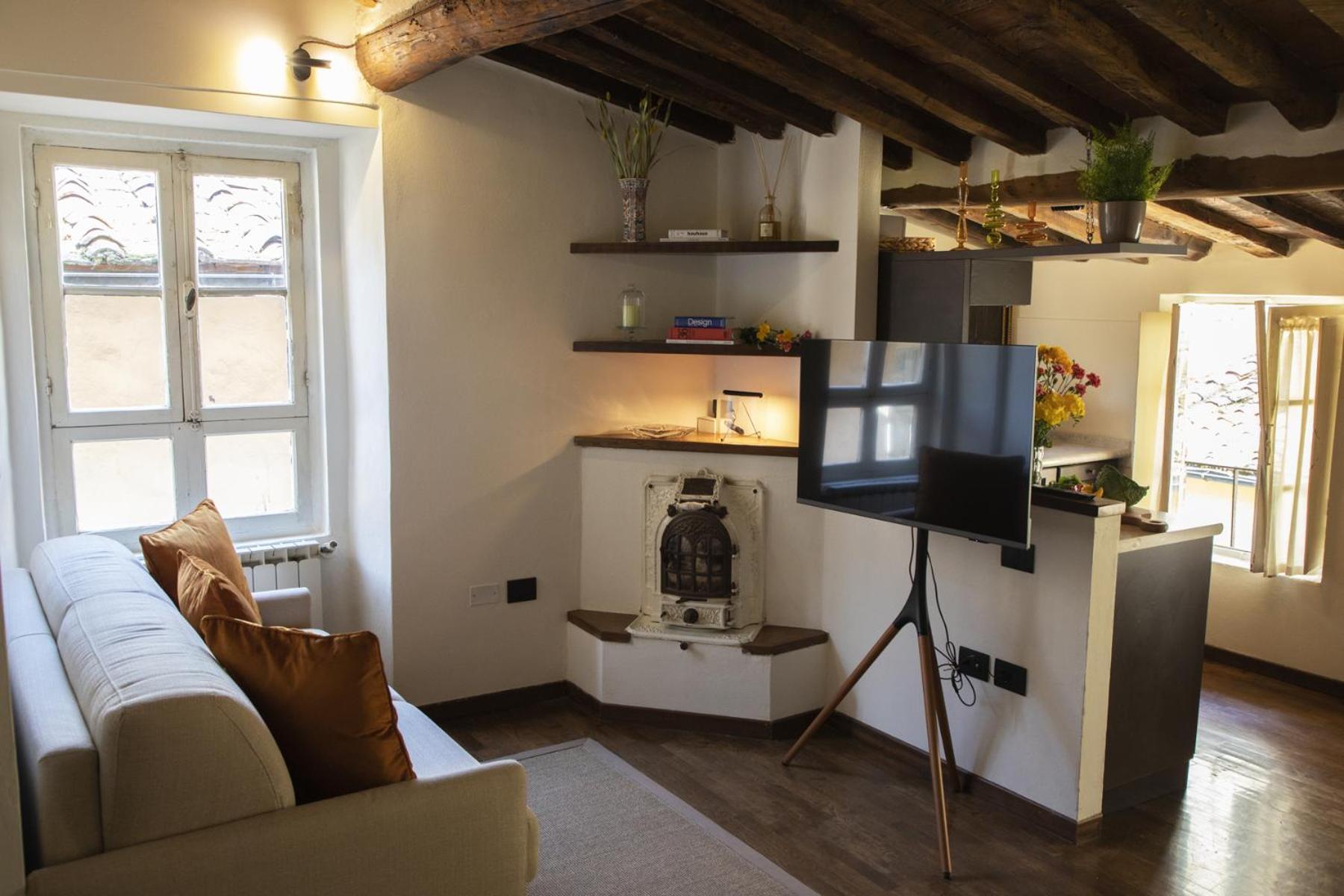 La Mansardina Beccheria Central Apartment 1 Double Bedroom, 1 Sofa Bed Lucca Buitenkant foto